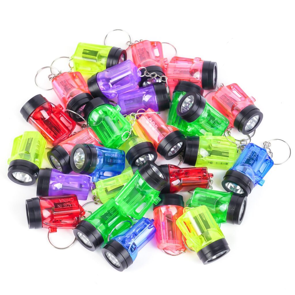 Mini LED-taskulamp võtmehoidjaga, 1 tk, juhuslik värv